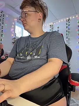 Sweetleeahxx online show from 04/04/26, 12:02