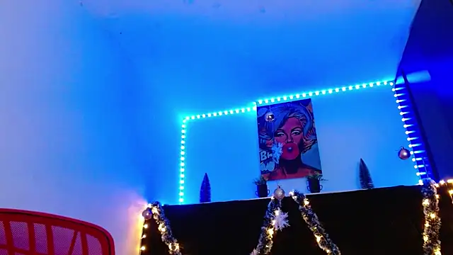 Miapeyton online show from 12/24/24, 12:00