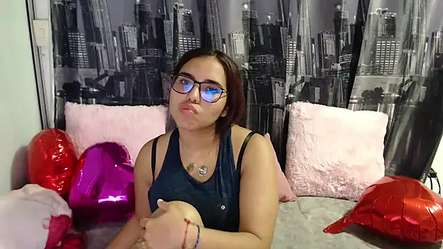 Miapeyton online show from 02/14/25, 02:28