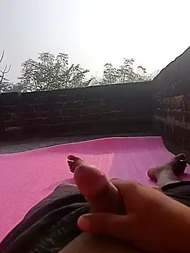 Snapshot of Tanker_95 chatting on 12/23/24, 03:18 Tanker 95 online show from 12/23/24, 03:18