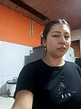 Sara Brownx online show from 04/10/26, 09:08