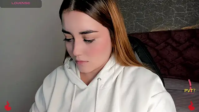 Lucia star   online show from 01/09/25, 07:50