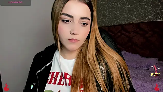 Lucia star   online show from 01/17/25, 06:12