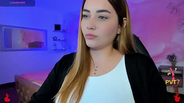 Lucia star   online show from 02/20/25, 03:45