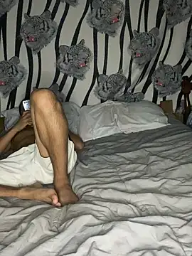 Snapshot of Romax2 chatting on 01/23/25, 05:56 Romax2 online show from 01/23/25, 05:56