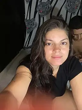 Snapshot of Romax2 chatting on 02/24/25, 05:22 Romax2 online show from 02/24/25, 05:22