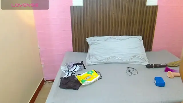 Angelica Blue online show from 09/28/25, 04:34