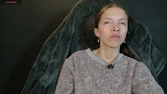 sweetdam12 online show from 10/10/25, 09:14