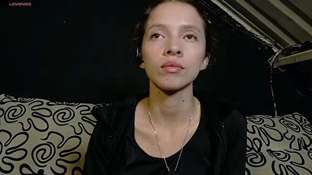 sweetdam12 online show from 10/27/25, 08:35