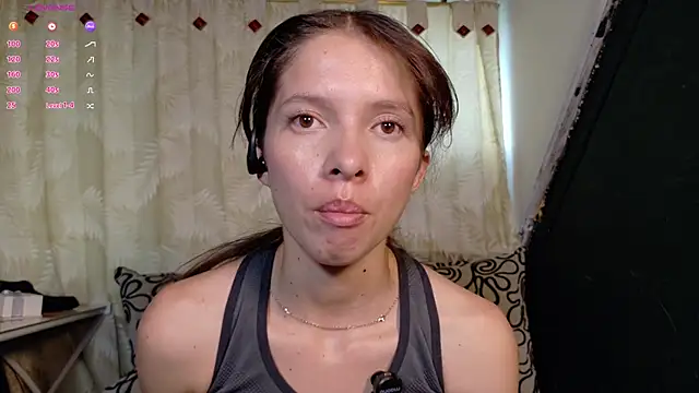 sweetdam12 online show from 11/18/25, 08:46