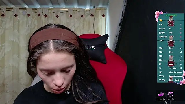 sweetdam12 online show from 12/18/25, 06:14