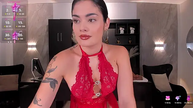 GiaFerrara online show from 11/12/25, 07:35