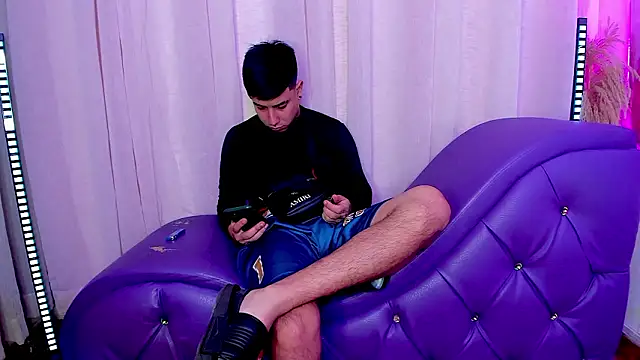 Yourslust  online show from 02/19/26, 01:29