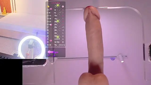 Snapshot of CamilaVegas_ chatting on 10/20/25, 02:17 CamilaVegas online show from 10/20/25, 02:17