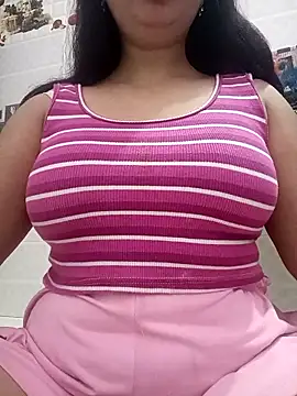 cute-mahek online show from 10/24/25, 10:33