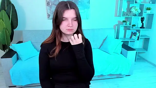 Snapshot of BonneyLove chatting on 01/24/25, 10:19 BonneyLove online show from 01/24/25, 10:19