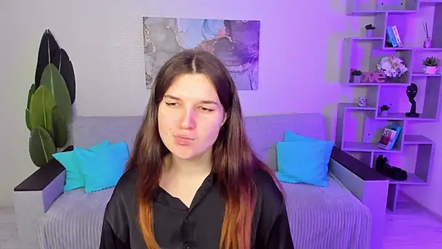 Snapshot of BonneyLove chatting on 09/08/25, 05:34 BonneyLove online show from 09/08/25, 05:34