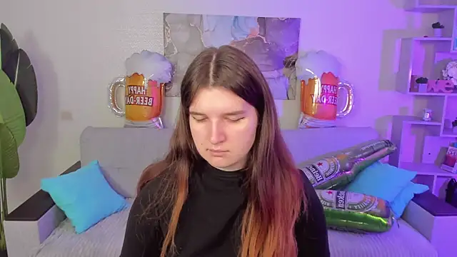 Snapshot of BonneyLove chatting on 10/04/25, 09:35 BonneyLove online show from 10/04/25, 09:35