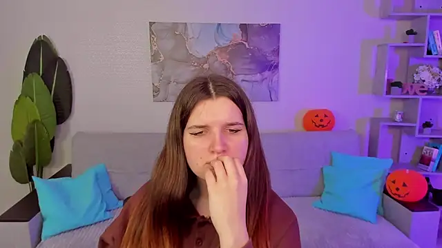 Snapshot of BonneyLove chatting on 11/06/25, 07:37 BonneyLove online show from 11/06/25, 07:37