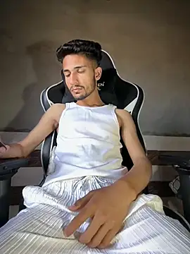 AjaxStar online show from 04/06/26, 11:00