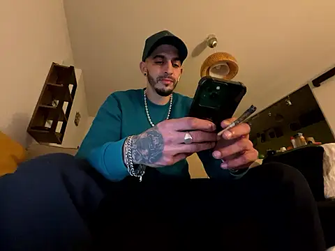 Rebeu313 online show from 12/05/24, 12:19