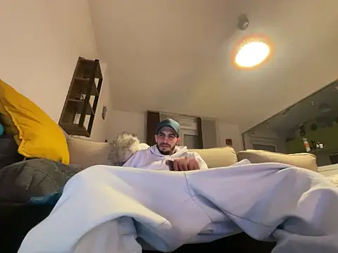 Rebeu313 online show from 01/16/25, 11:16