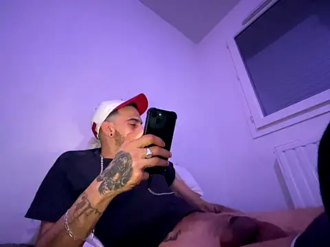 Rebeu313 online show from 11/25/25, 11:05