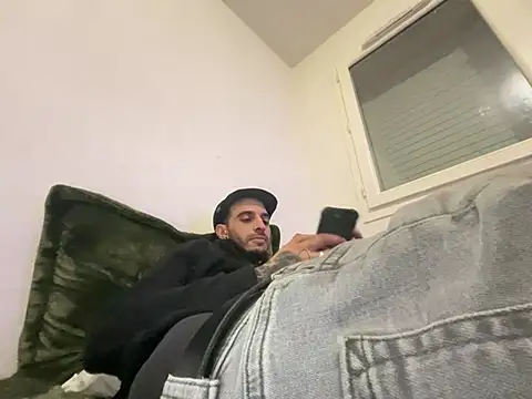 Rebeu313 online show from 01/16/26, 01:31