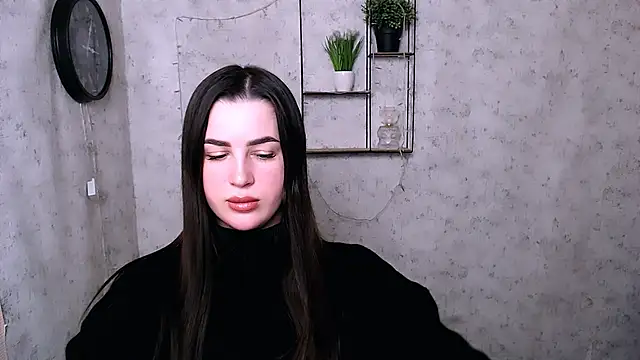 Snapshot of DivaKaily_ chatting on 12/12/24, 08:47 DivaKaily online show from 12/12/24, 08:47