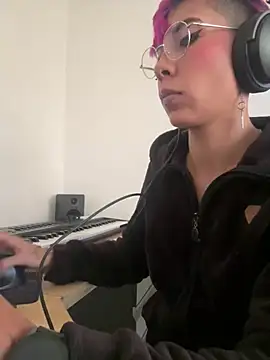 MiaMorgan  online show from 02/05/26, 01:05