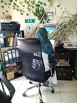 NAJWA-ARAB online show from 01/23/25, 02:28