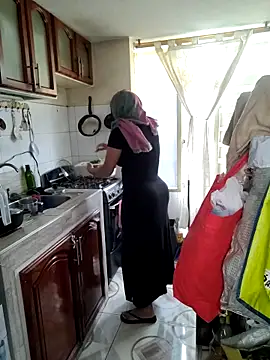 NAJWA-ARAB online show from 11/14/25, 04:38