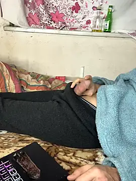 Snapshot of cenkjigolo chatting on 12/03/25, 06:28 cenkjigolo online show from 12/03/25, 06:28