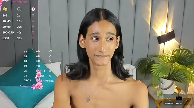 skyyfoxpraga online show from 01/31/25, 07:18