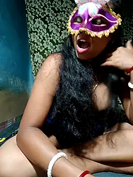 AparnaBoudi online show from 11/05/25, 06:41