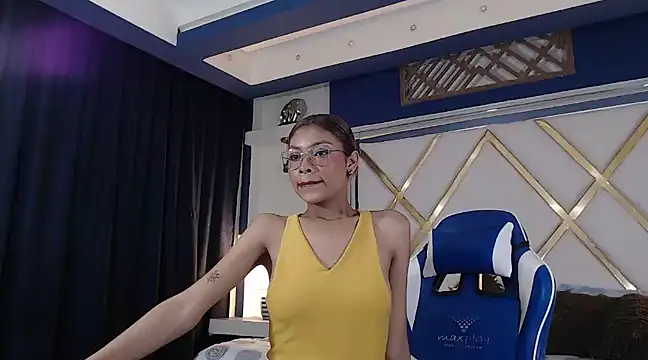 Perla prg online show from 03/05/25, 04:57