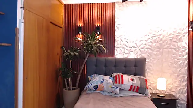 Perla prg online show from 03/12/25, 03:29