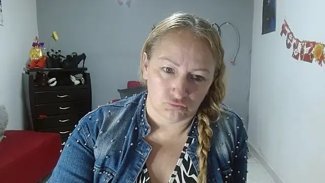 emperabigbootybigass online show from 03/08/25, 12:09