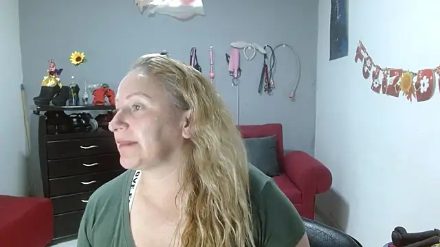 emperabigbootybigass online show from 03/19/25, 09:48