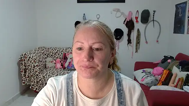 emperabigbootybigass online show from 03/20/26, 12:21