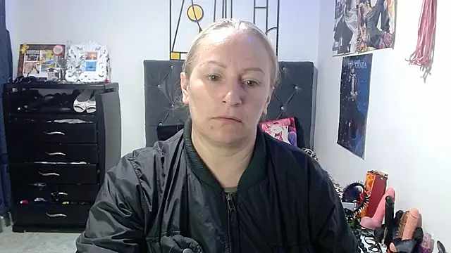 Snapshot of emperabigbootybigass chatting on 05/06/26, 12:32 emperabigbootybigass online show from 05/06/26, 12:32