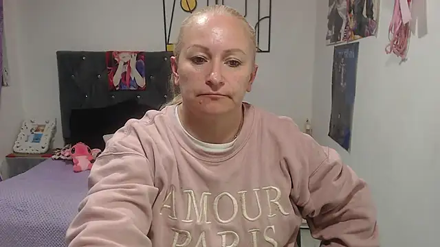 emperabigbootybigass online show from 07/08/26, 12:20
