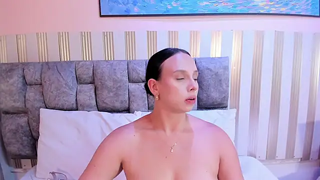 Snapshot of nova_lane chatting on 02/10/26, 08:24 nova lane online show from 02/10/26, 08:24