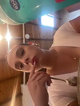 nova lane online show from 03/27/26, 07:24