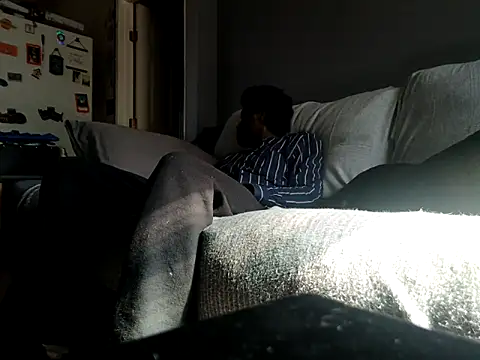 Snapshot of DevinToore chatting on 10/11/25, 06:06 DevinToore online show from 10/11/25, 06:06