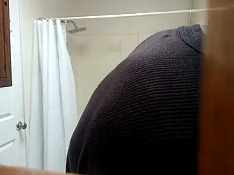 Snapshot of DevinToore chatting on 11/20/25, 09:03 DevinToore online show from 11/20/25, 09:03