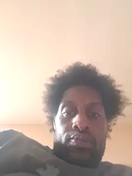 Snapshot of DevinToore chatting on 12/01/25, 11:15 DevinToore online show from 12/01/25, 11:15