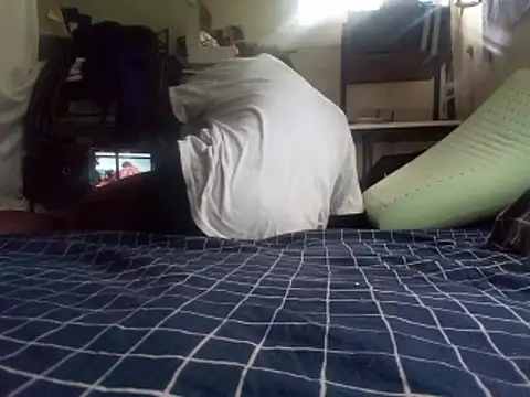 Snapshot of DevinToore chatting on 02/23/26, 07:22 DevinToore online show from 02/23/26, 07:22