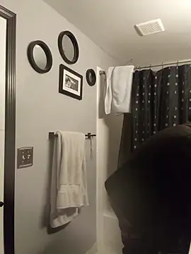 DevinToore online show from 04/08/26, 06:13