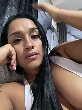 KatalinnaBrown online show from 02/05/26, 11:04